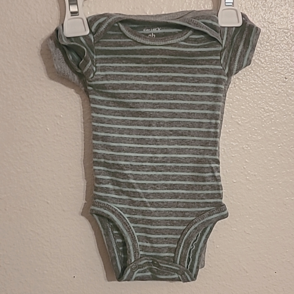 Carter's  Newborn Onsies